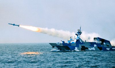 為什么制導(dǎo)炮彈能精確打擊目標(biāo)？