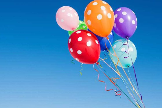 氣球為什么會飛上天,氣球里面充的什么氣體